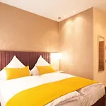Hammer - Hauptbahnhof Hotel Mainz