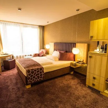 Hammer - Hauptbahnhof Hotel 3*