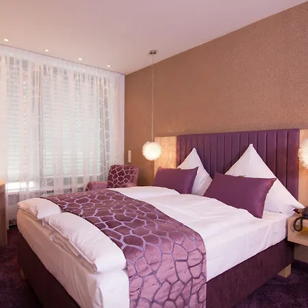 Hammer - Hauptbahnhof 3* Mainz