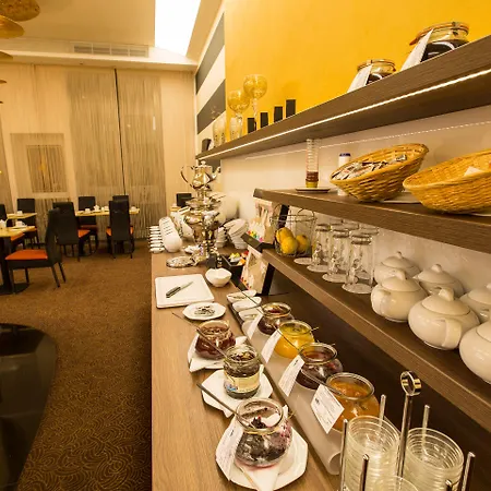 Hammer - Hauptbahnhof 3*