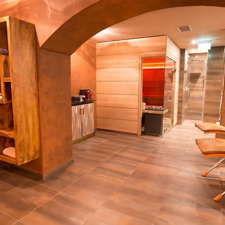 Hotel Hammer - Hauptbahnhof 3*
