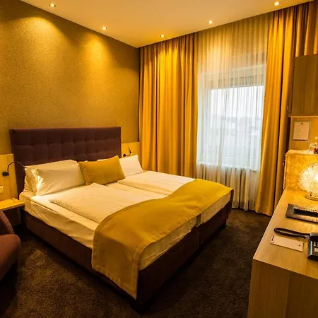Hammer - Hauptbahnhof Hotel Mainz
