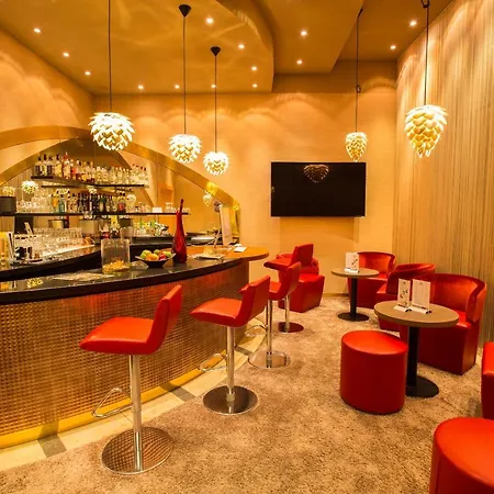 Hammer - Hauptbahnhof Hotel 3*