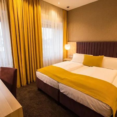 Hammer - Hauptbahnhof Hotel 3*