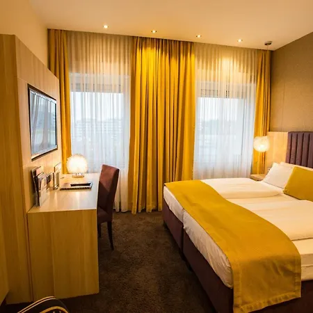 Hammer - Hauptbahnhof 3*