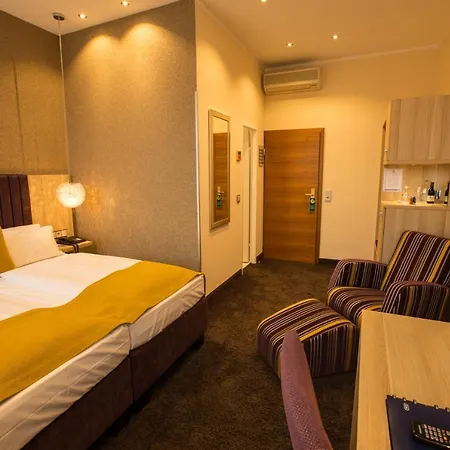 Hotel Hammer - Hauptbahnhof 3*