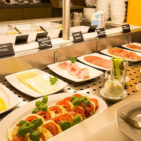 Hammer - Hauptbahnhof Hotel 3*