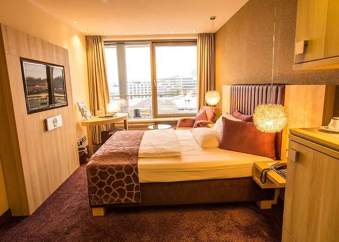 Hammer - Hauptbahnhof 3*