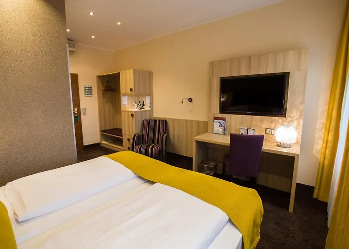 Hammer - Hauptbahnhof Hotel Mainz