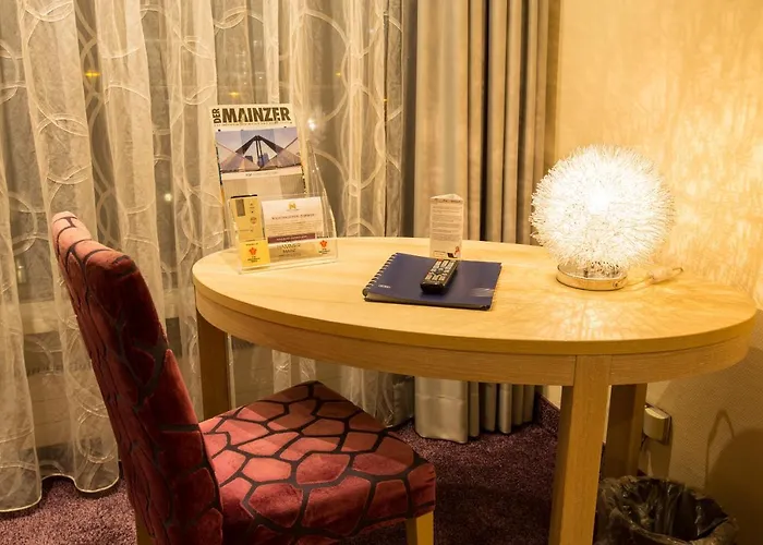 Hammer - Hauptbahnhof Hotel 3*